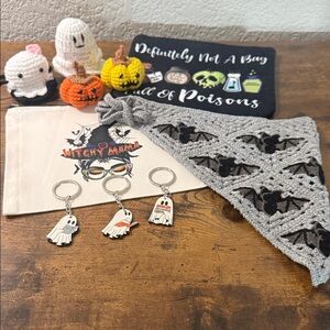 Halloween Themed Accessories Set